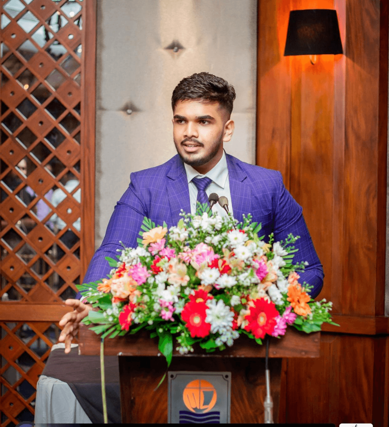 Himesh Oshana,Director